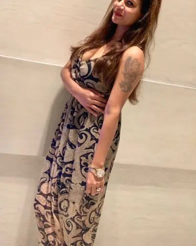 Omalur Escort